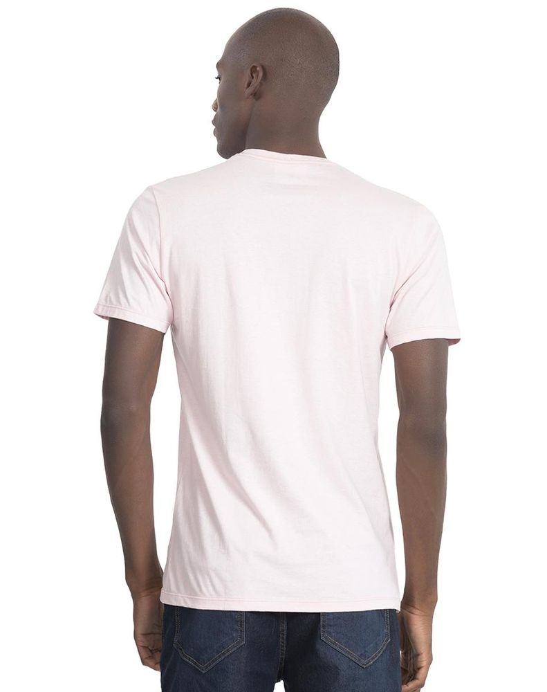 camiseta masculina rosa claro