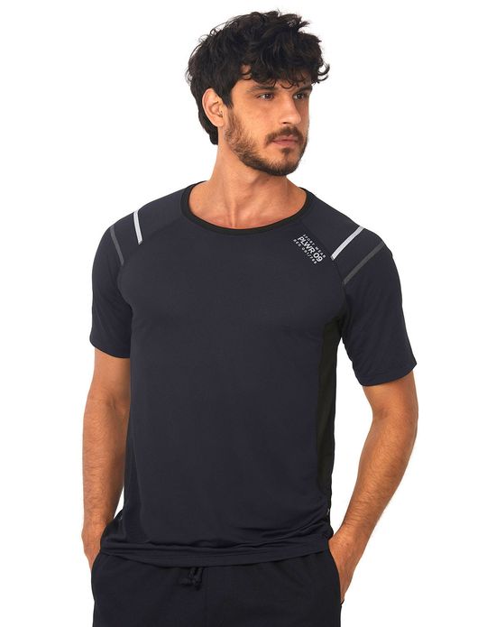camiseta preta dry fit